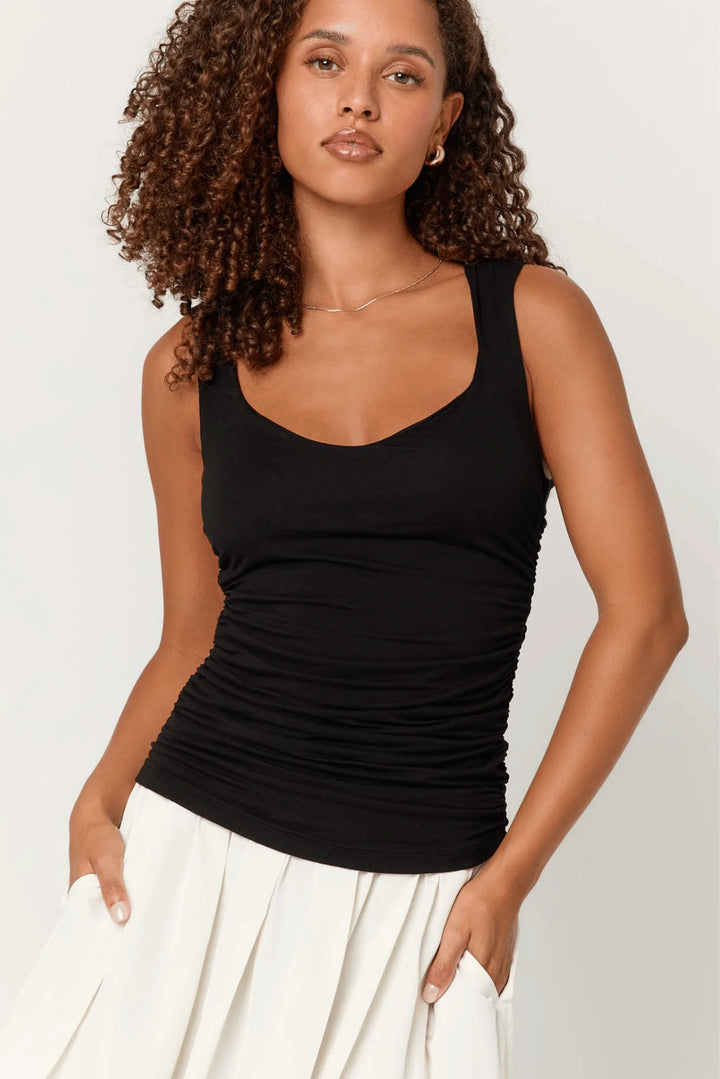 Yulia Sweetheart Neck Seamless Tank - Dear Lucy