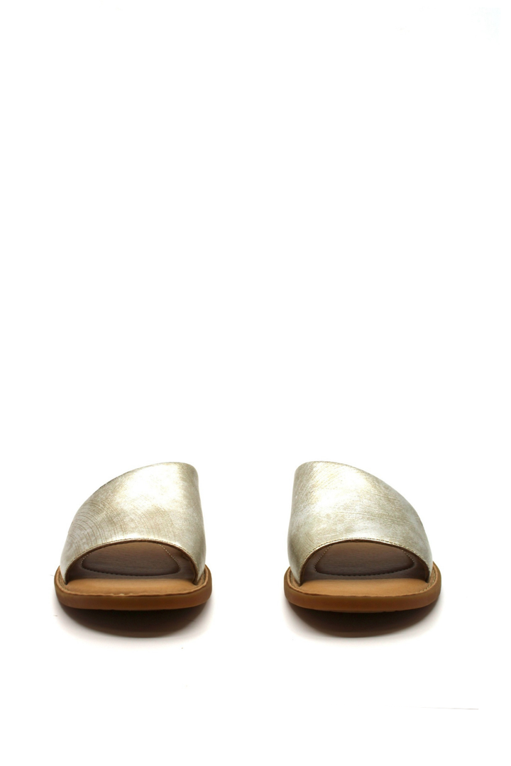 Born Izabel in Light Gold - Dear Lucy