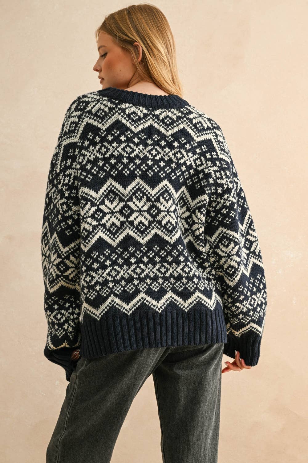 T5506   SNOW FLAKE PATTERN ROUND NECK SWEATER TOP - Dear Lucy