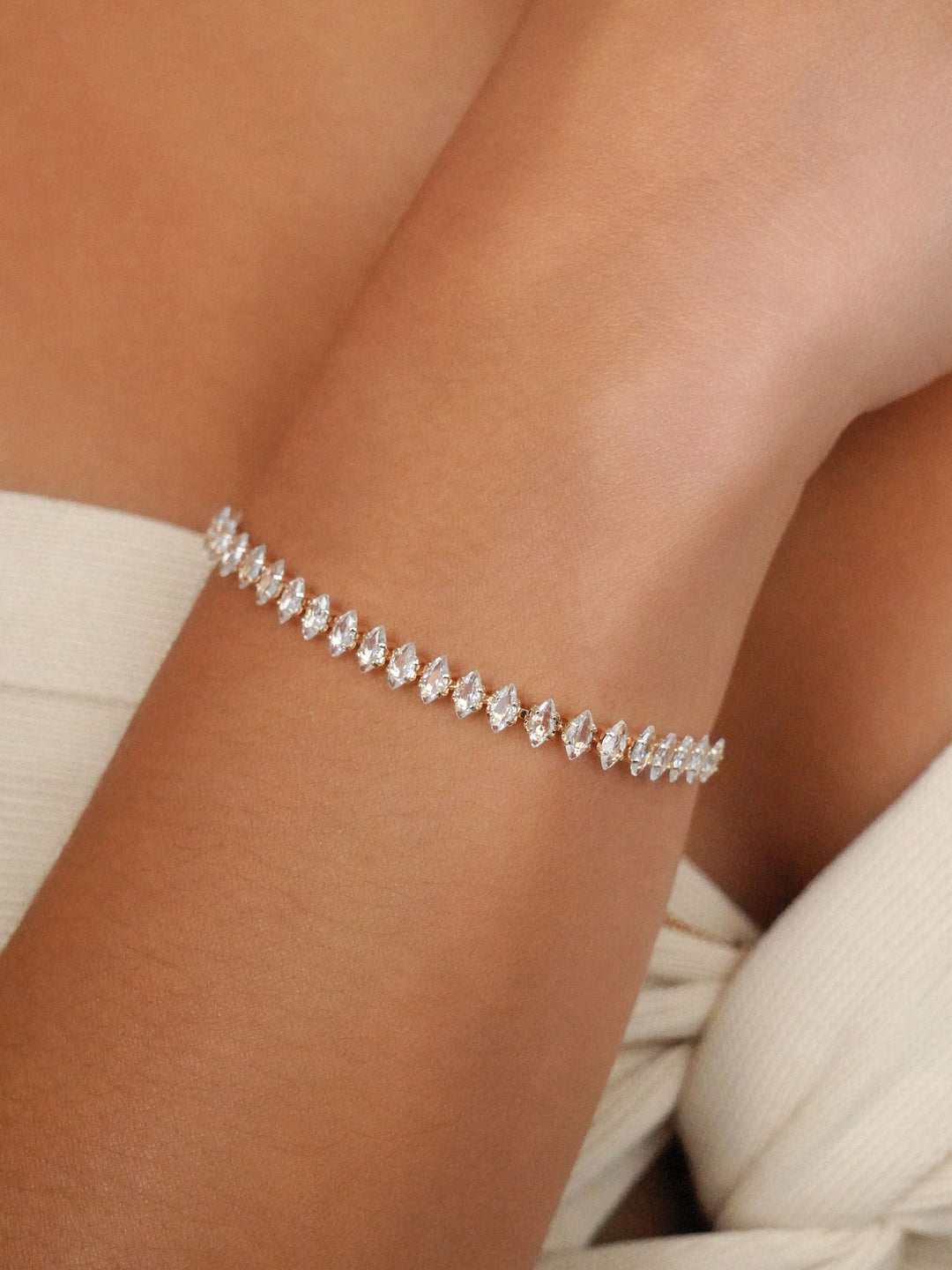 Radiant Adjustable Bracelet - Dear Lucy