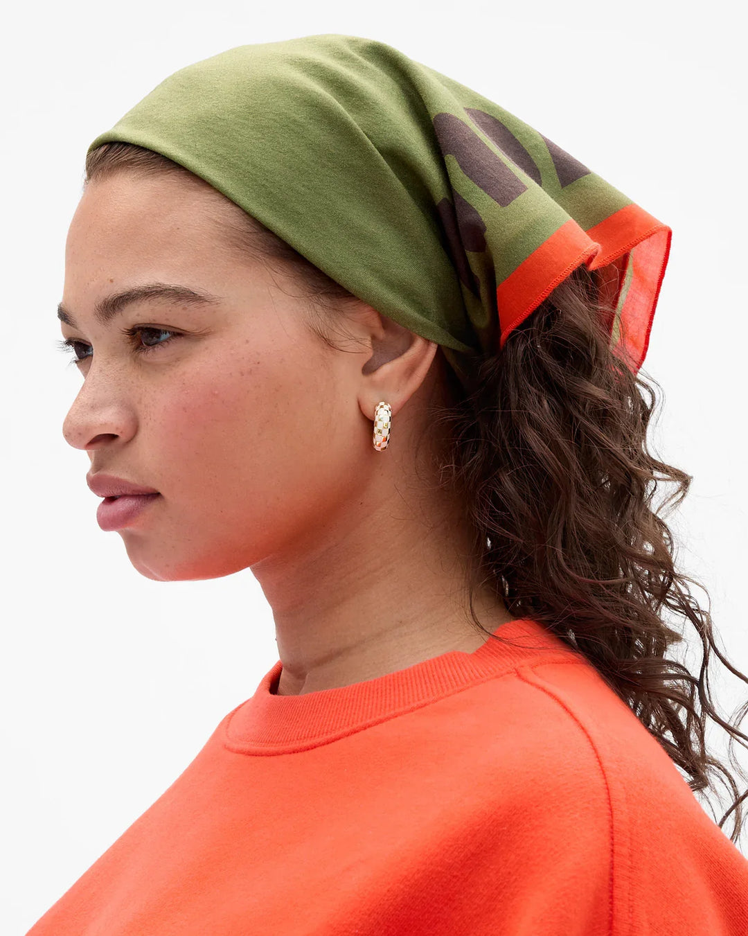 Clare V. Bandana – Army "Voulez Vous"