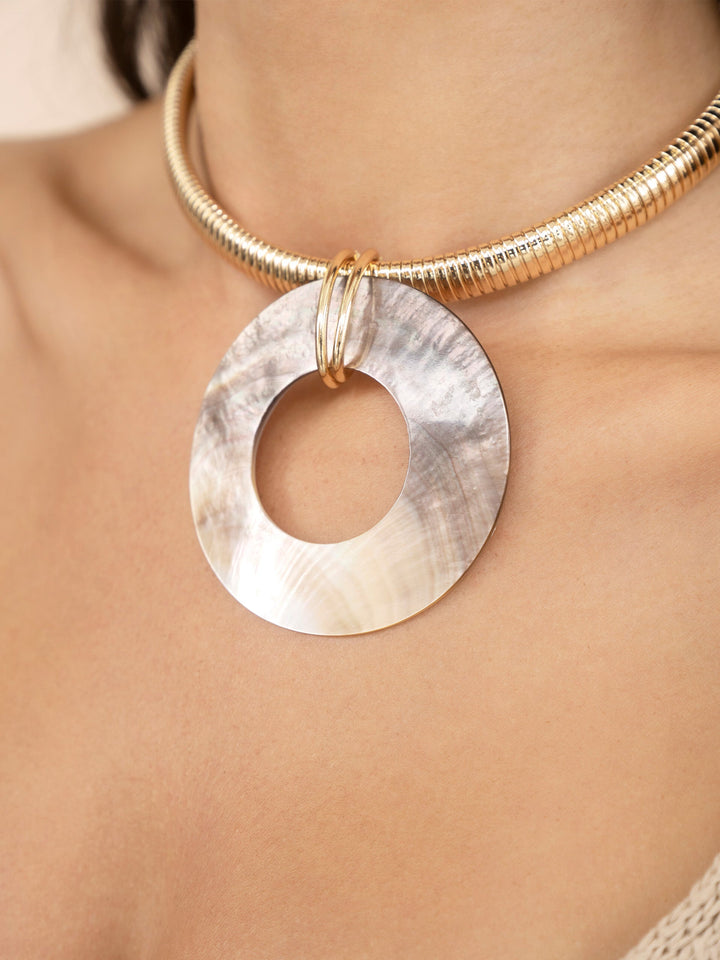 Ettika Shell Open Circle Pendant Flex Chain Necklace