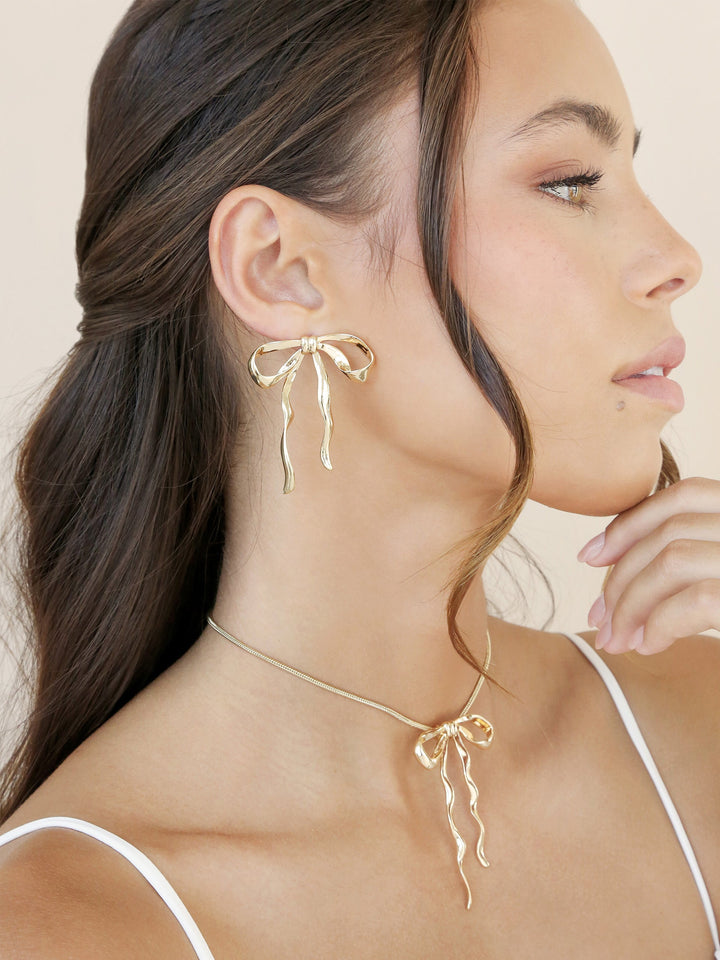 Ettika Bow Organica Pendant Necklace