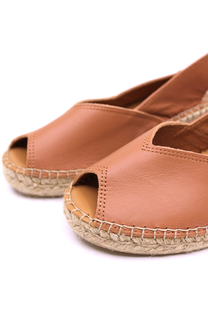 Toni Pons Bernia Tan
