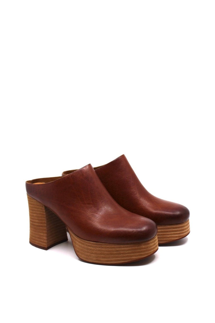 Kork-Ease Veronica Rum - Dear Lucy