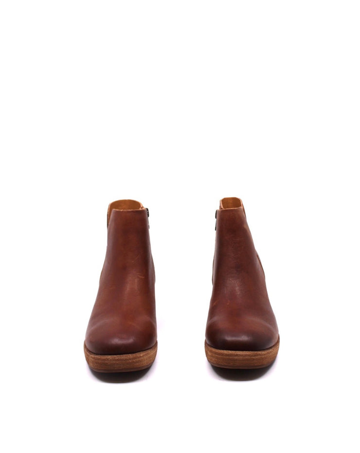 Kork-Ease Rubi Rum - Dear Lucy