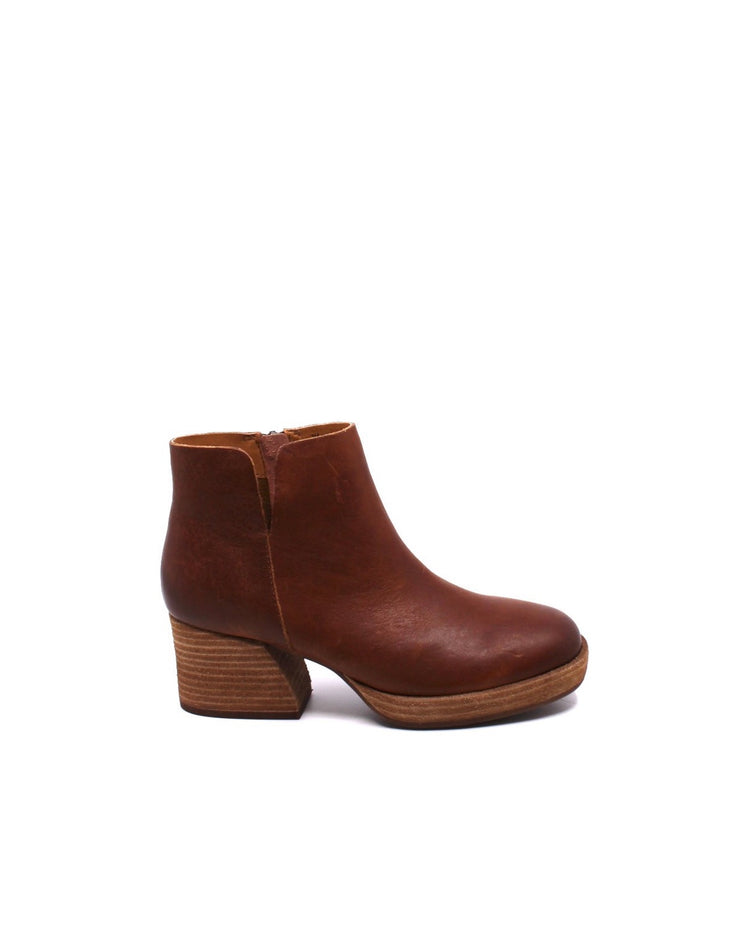 Kork-Ease Rubi Rum - Dear Lucy