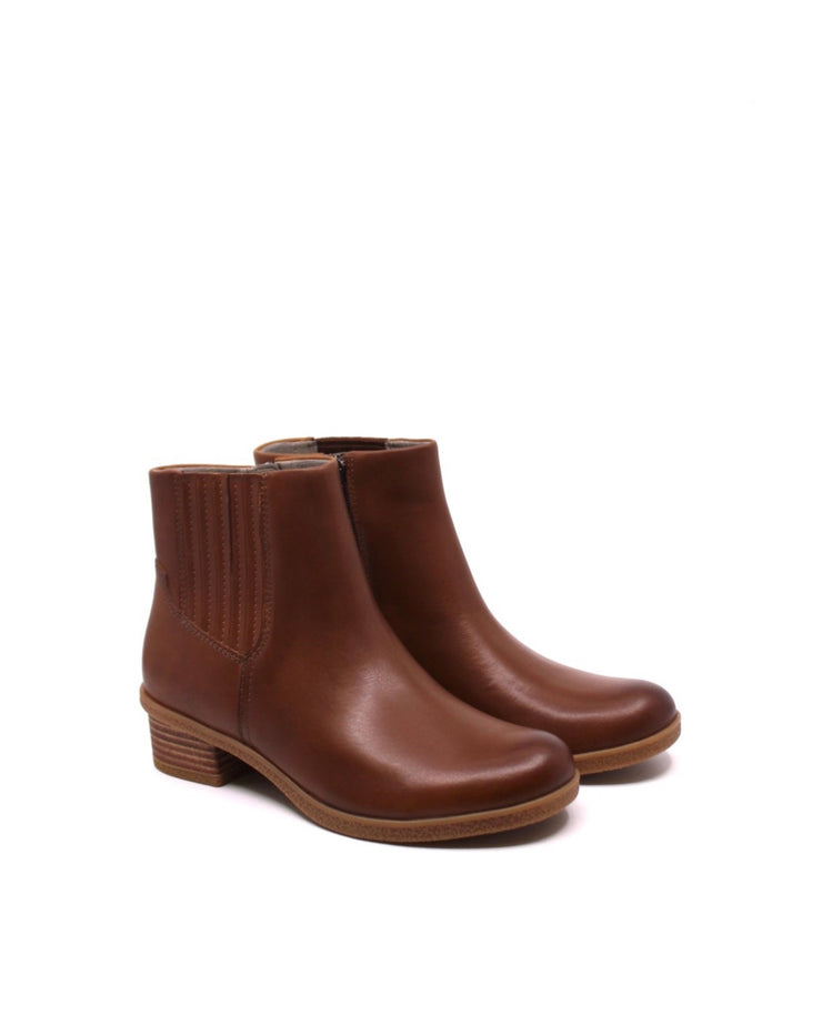 Dansko Daisie Tan - Dear Lucy