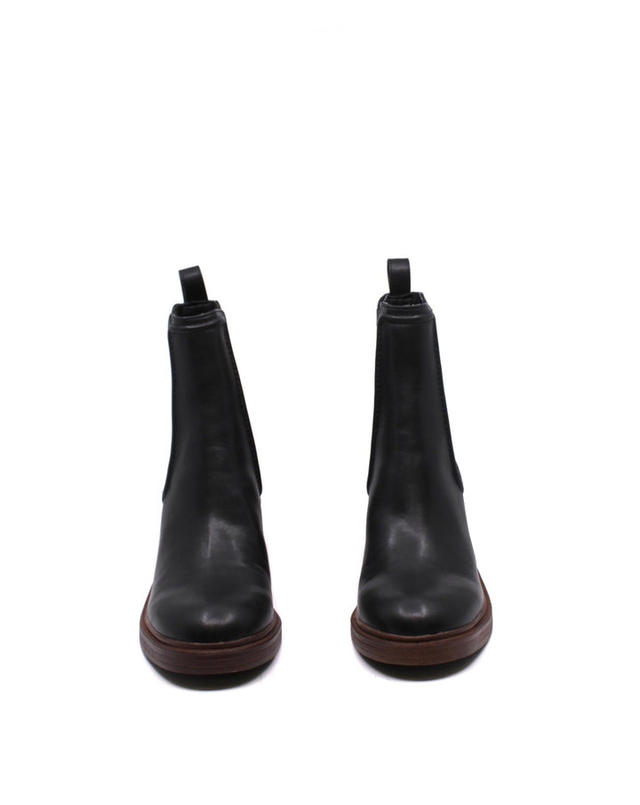 Steve Madden Curtsy Black - Dear Lucy