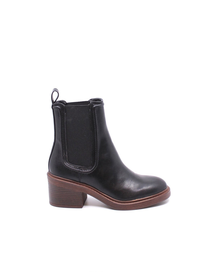 Steve Madden Curtsy Black - Dear Lucy