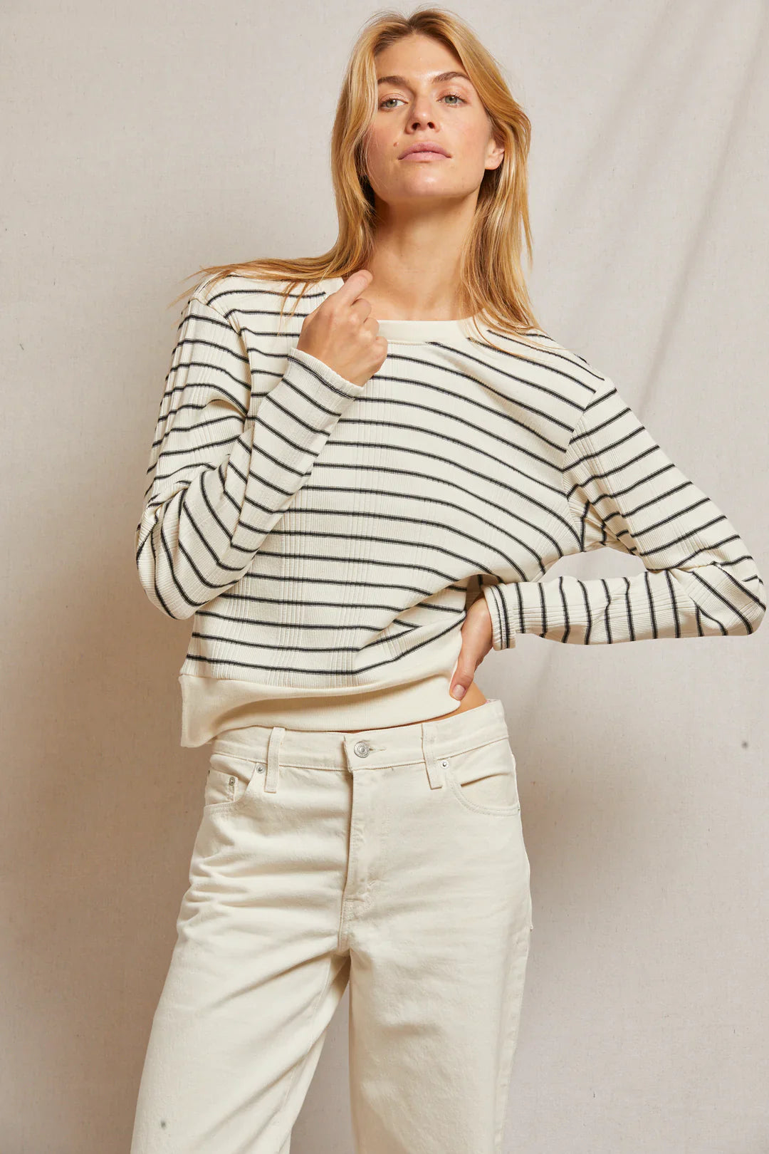Perfectwhitetee Stef Sweatshirt - Dear Lucy