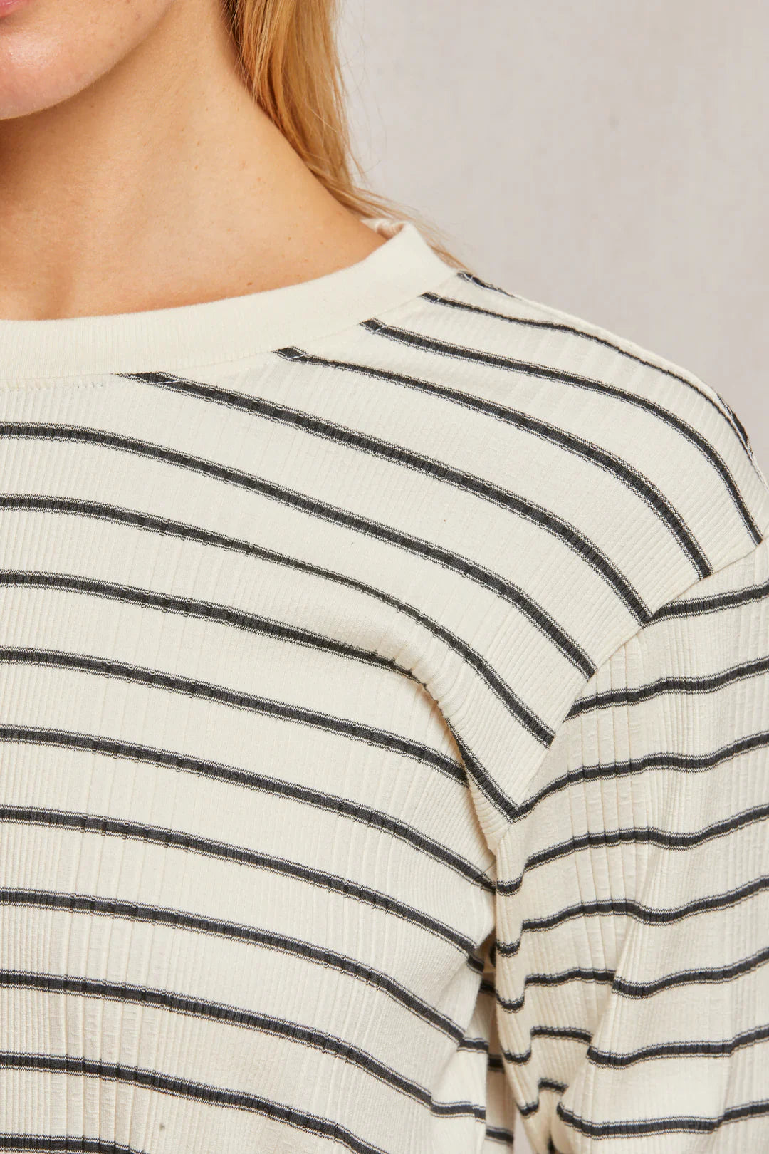 Perfectwhitetee Stef Sweatshirt - Dear Lucy