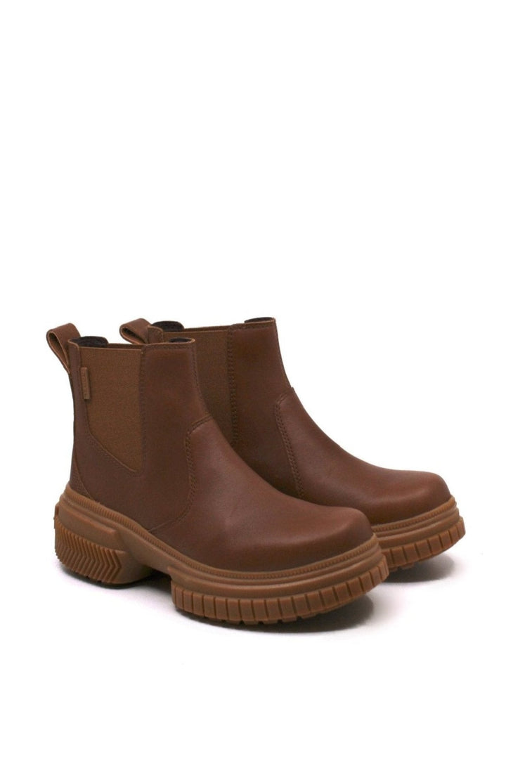 Sorel ONA Ave Chelsea Boot Velvet Tan/Gum - Dear Lucy platform lug sole chelsea all weather boot featuring tan waterproof leather upper and eva slip resistant bottom 