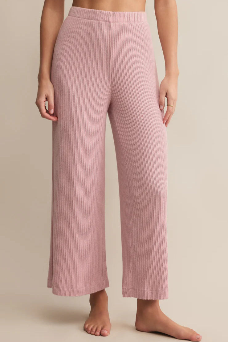 The Coastline Mini Rib Pant by Z Supply is your new favorite for off-duty comfort and effortless fall style. Crafted from ultra-soft mini rib knit, this high-rise pant features a wide-leg silhouette, elastic waistband with drawstring, and an easygoing fit that moves with you.