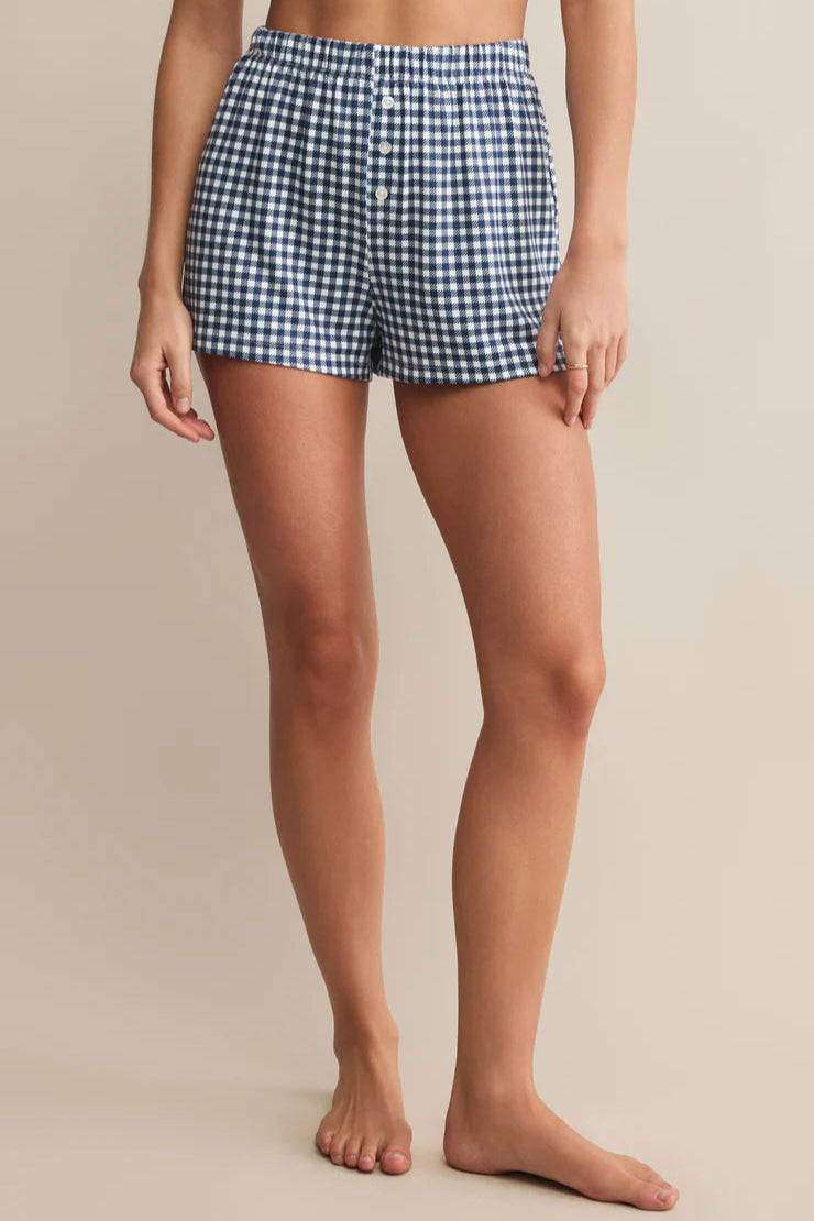 The Maddie Gingham Short by Z Supply is your new sunny-day essential. Made from breathable cotton with a playful gingham print, these shorts feature an easy pull-on waistband, relaxed fit, and flattering length. They're designed for comfort without sacrificing style.